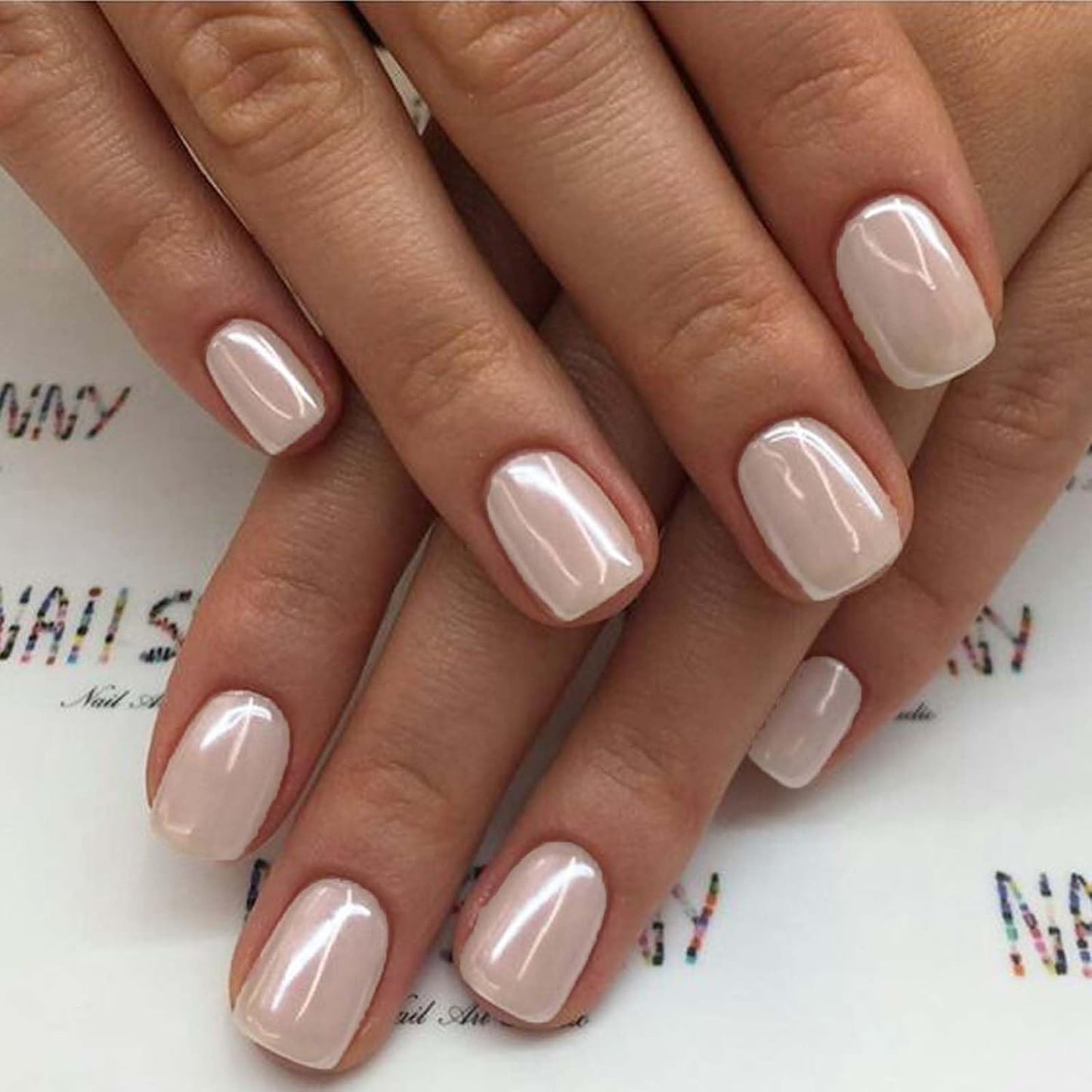 Press on Nails Extra Short Squoval, GLAMERMAID Handmade White Pearl Mermaid Chrome Gel Glue on Nails, 24Pcs Glossy Round Reusable UV Finish Fake Nails Acrylic False Nails Manicure Kits for Women Gift