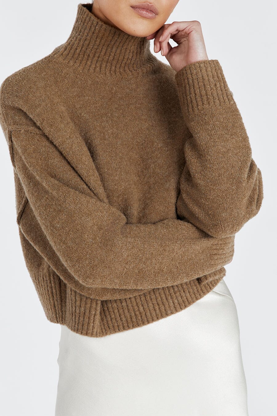 CLEO CHOC CROPPED JUMPER
