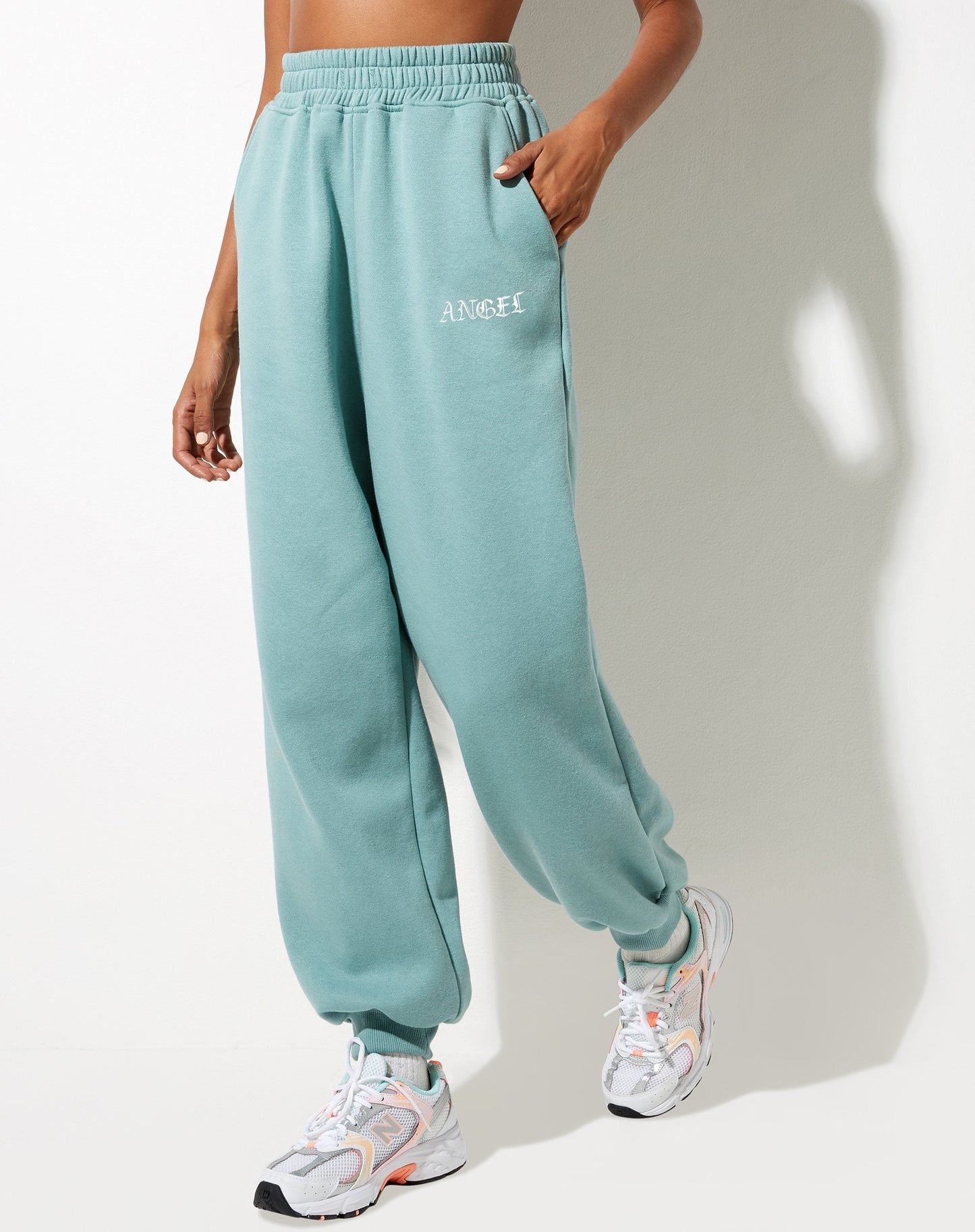 Roider Jogger in Seafoam 'Angel' Embro