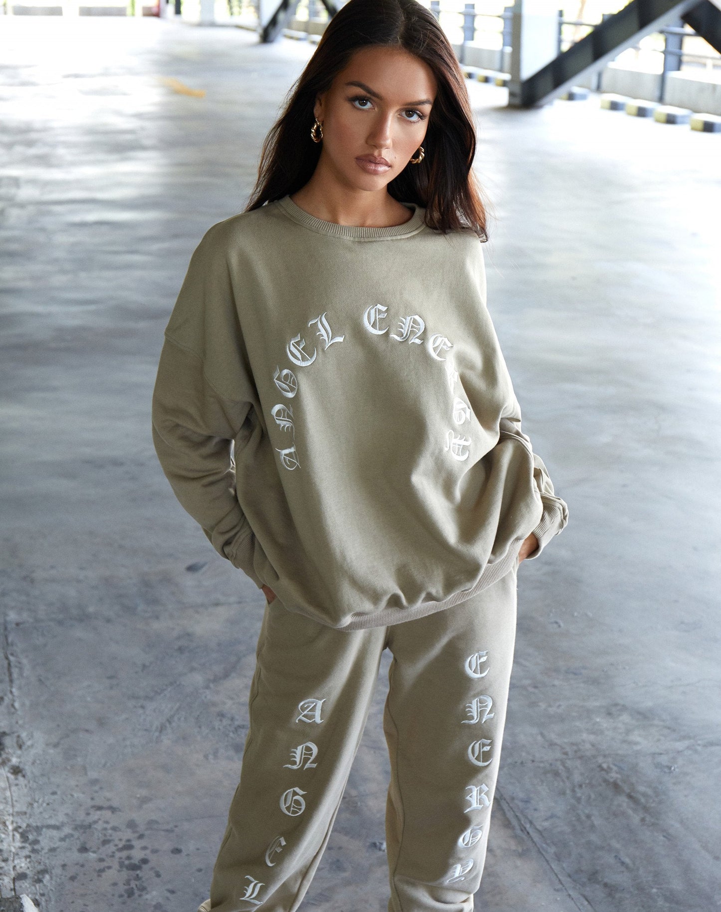 Ted Sweatshirt in Eucalyptus 'Angel Energy' Embro