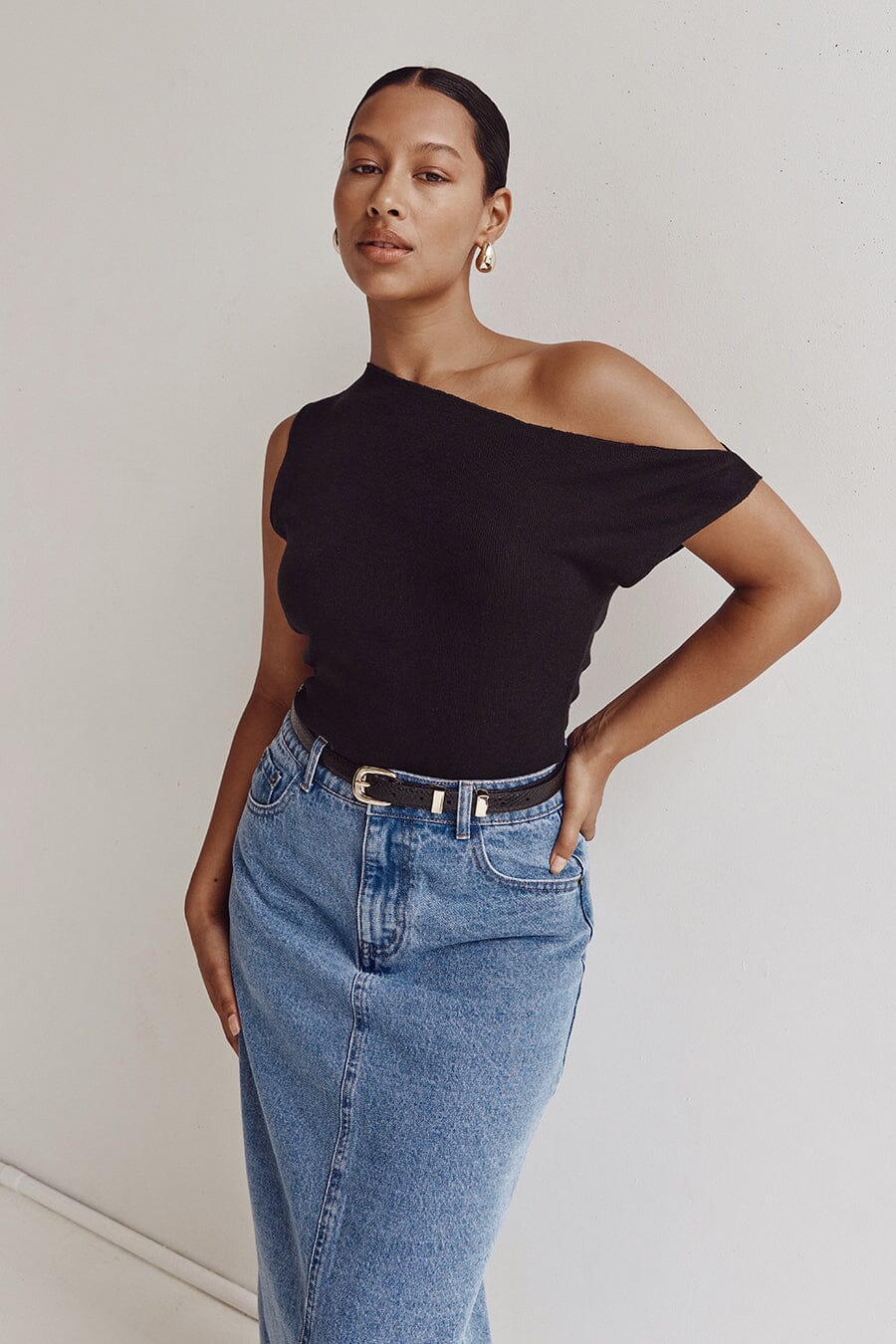 JUNIE BLACK KNIT TOP Clothing DISSH Boutiques XXL BLACK