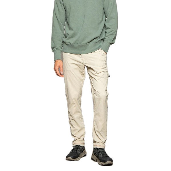 Everywhere Featherlight Chino